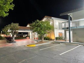 Travelodge by Wyndham Tuscaloosa