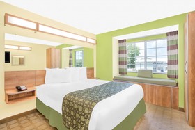 Microtel Inn & Suites by Wyndham Tuscumbia/Muscle Shoals