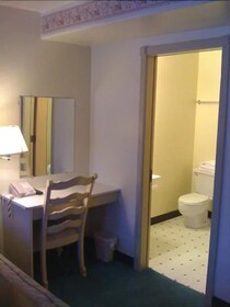 Chelsea Inn