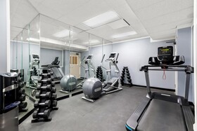 Clarion Suites Downtown