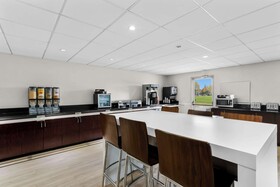 Clarion Suites Downtown