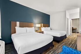 Clarion Suites Downtown