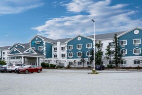 Clarion Suites Downtown