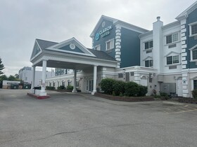 Clarion Suites Downtown