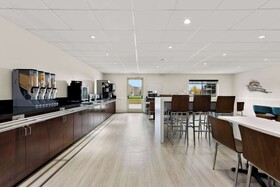 Clarion Suites Downtown