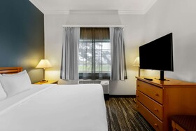 Clarion Suites Downtown