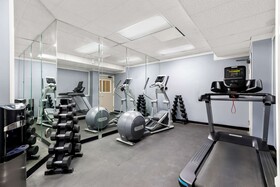 Clarion Suites Downtown