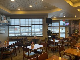 Coast Inn at Lake Hood