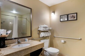 Comfort Suites Anchorage Airport