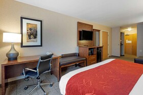 Comfort Suites Anchorage Airport