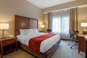 Comfort Suites Anchorage Airport