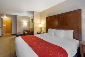 Comfort Suites Anchorage Airport