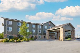 Comfort Suites Anchorage Airport