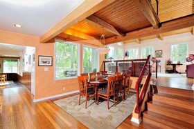 Goose Lake Lodge B&B