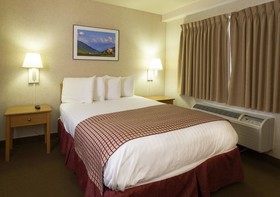 GuestHouse Inn & Suites Anchorage