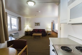 GuestHouse Inn & Suites Anchorage