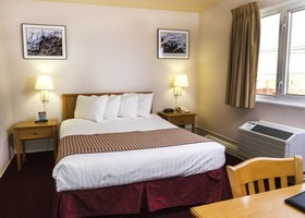 GuestHouse Inn & Suites Anchorage