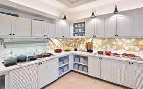 Hyatt Place Anchorage-Midtown