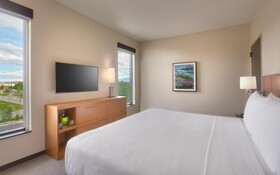 Hyatt Place Anchorage-Midtown