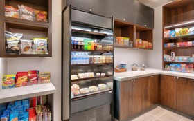 Hyatt Place Anchorage-Midtown