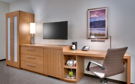 Hyatt Place Anchorage-Midtown