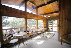 Jewel Lake Bed & Breakfast