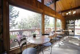 Jewel Lake Bed & Breakfast