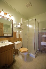 Jewel Lake Bed & Breakfast