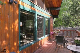 Jewel Lake Bed & Breakfast