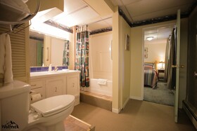 Jewel Lake Bed & Breakfast