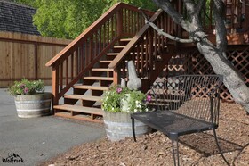 Jewel Lake Bed & Breakfast