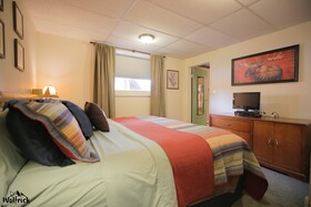 Jewel Lake Bed & Breakfast