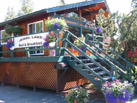 Jewel Lake Bed & Breakfast