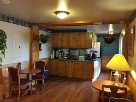 Longhouse Alaskan