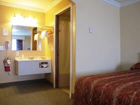 Merrill Field Inn Anchorage