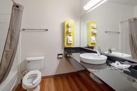 Motel 6 Anchorage - Midtown