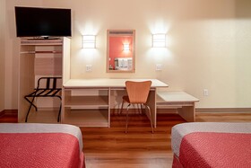 Motel 6 Anchorage - Midtown