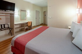 Motel 6 Anchorage - Midtown