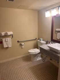 Ramada by Wyndham Anchorage