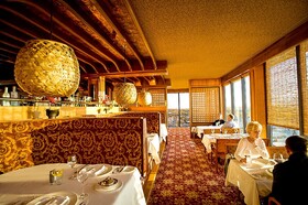 The Hotel Captain Cook