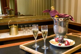 The Hotel Captain Cook