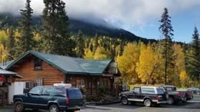 Gwin's Lodge and Restaurant