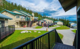 Denali Bluffs Hotel