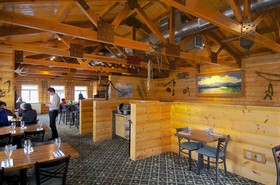 Denali Bluffs Hotel