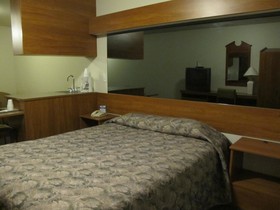 Microtel Inn & Suites by Wyndham Eagle River/Anchorage Are