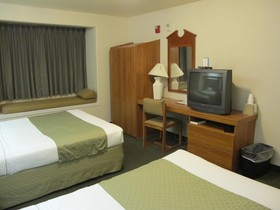 Microtel Inn & Suites by Wyndham Eagle River/Anchorage Are