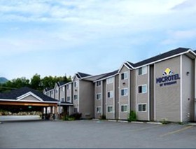 Microtel Inn & Suites by Wyndham Eagle River/Anchorage Are
