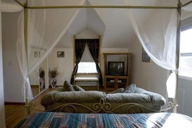 Abbey Archway Inn