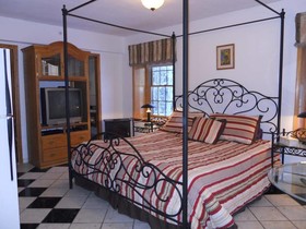 Abbey Archway Inn