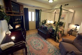 Abbey Archway Inn